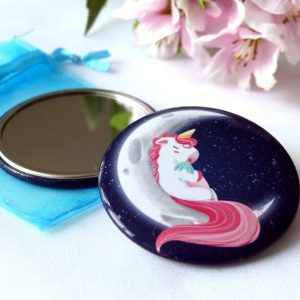 Miroir de poche “Licorne sur la lune”